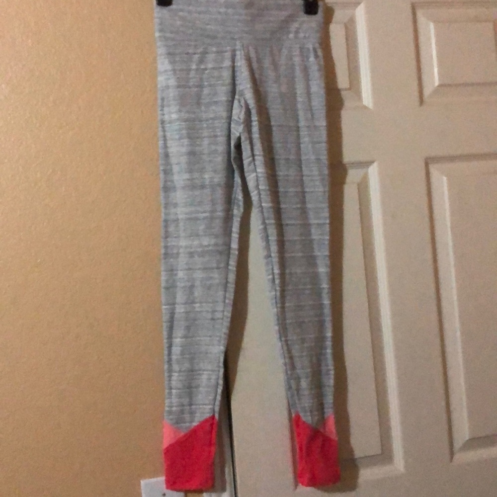 Victoria’s Secret legging